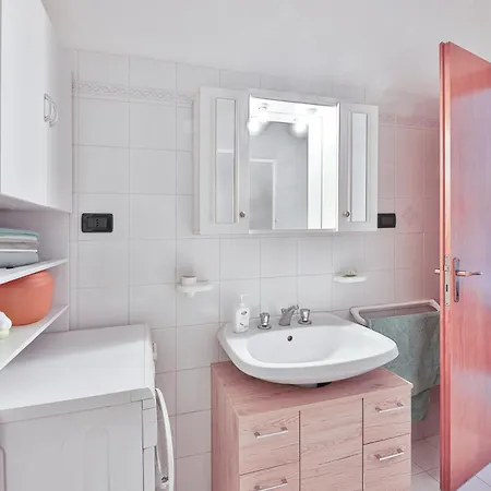 Appartamento Bilocale Lazely - Goelba *