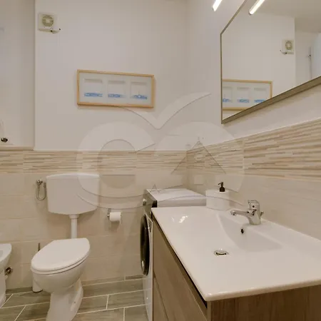 Apartmán Bilocale Lazely - Goelba *