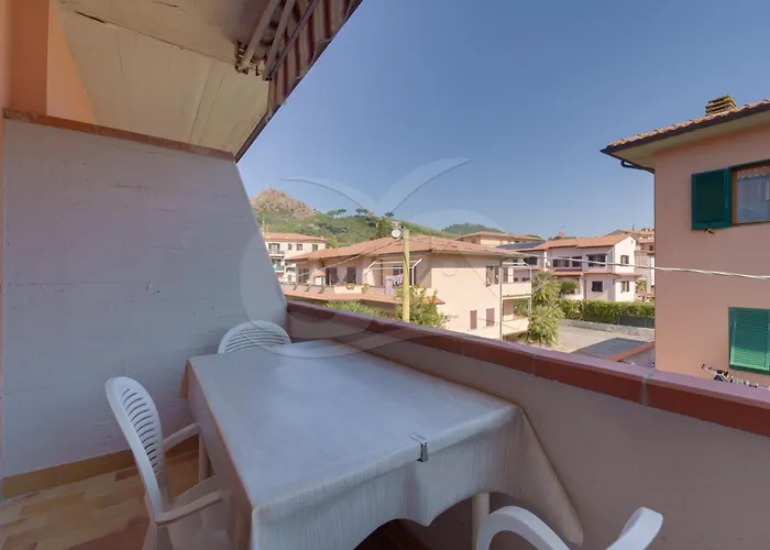 Bilocale Lazely - Goelba Porto Azzurro